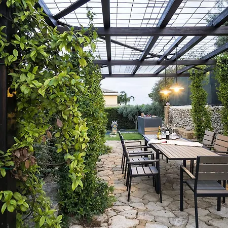 Angelanos Beautiful House *